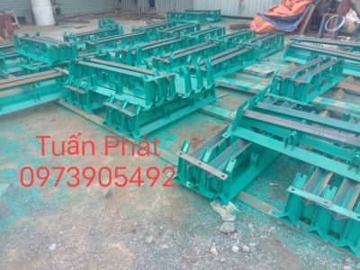 GIÁ ĐỠ CON LĂN BĂNG TẢI CAO SU
